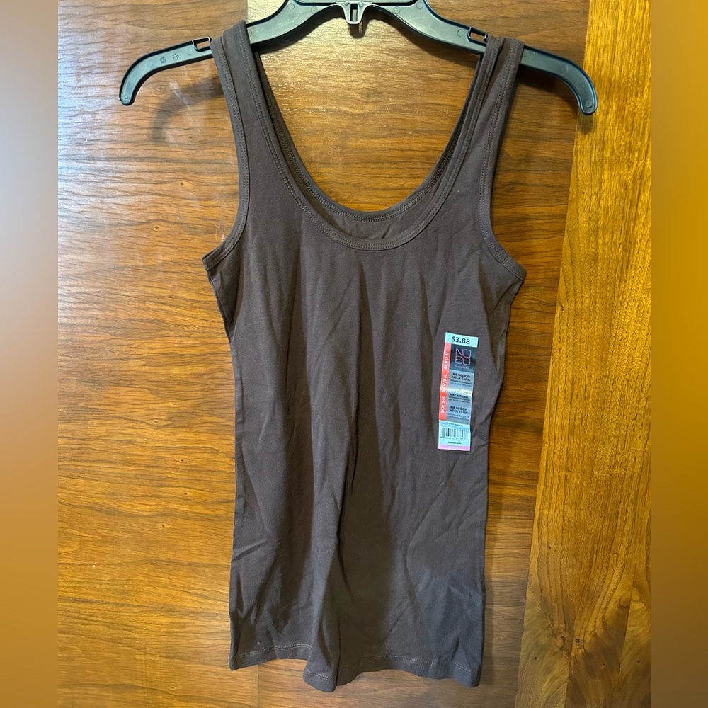 Brown No Boundaries Scoop Neck Tank, Small(Juniors)